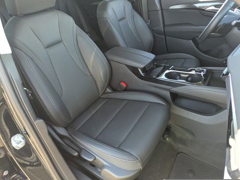 Certified 2025 Buick Envision Preferred image 11