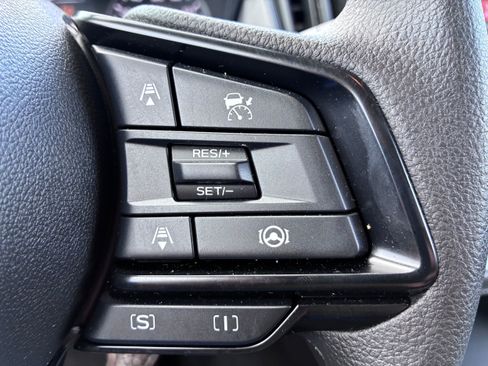 Used 2026 Subaru Crosstrek 2.5i Premium AWD/4WD image 12