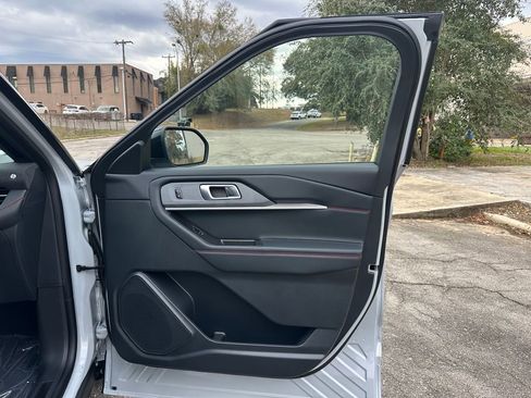 New 2026 Ford Explorer ST image 35