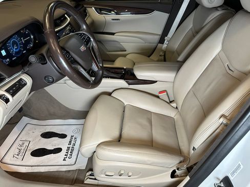Used 2016 Cadillac XTS Premium AWD/4WD image 19