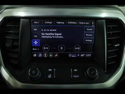 Used 2023 GMC Acadia SLT w/ Elevation Edition image 29