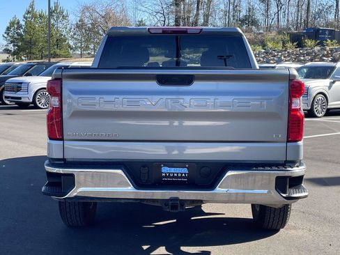 Used 2025 Chevrolet Silverado 1500 LT image 4