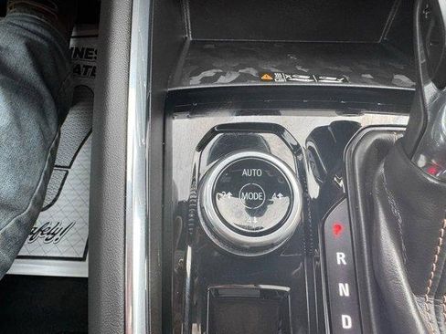 Used 2023 GMC Canyon AT4 w/ AT4 Premium Package image 24