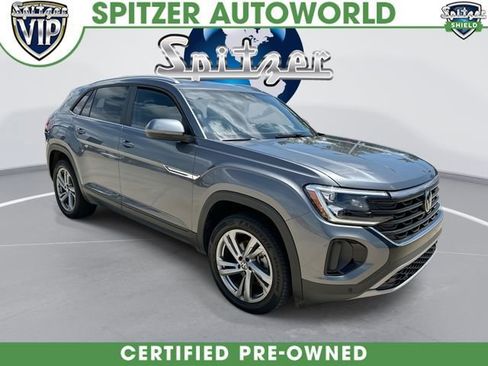 Used 2024 Volkswagen Atlas Cross Sport SE FWD image 1