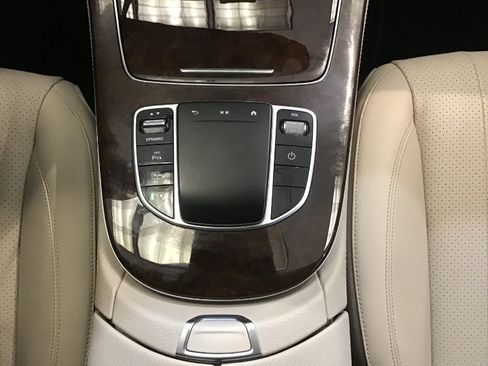 Used 2021 Mercedes-Benz E 350 4MATIC Sedan w/ Premium Package image 42