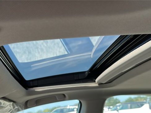 New 2025 Honda Accord SE image 11