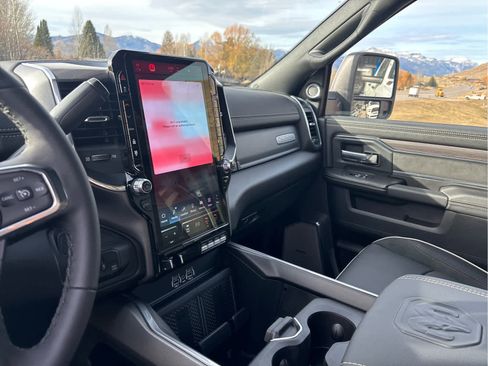 New 2025 RAM 3500 Laramie image 21