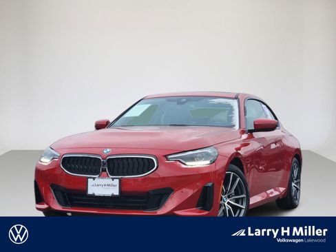 Used 2024 BMW 230i xDrive Coupe w/ Convenience Package image 1
