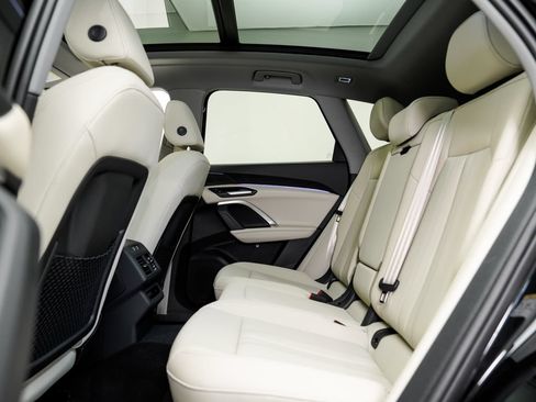 New 2026 Audi Q5 Premium AWD/4WD image 21