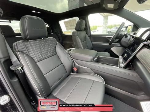 New 2025 GMC Sierra EV Denali AWD/4WD image 28