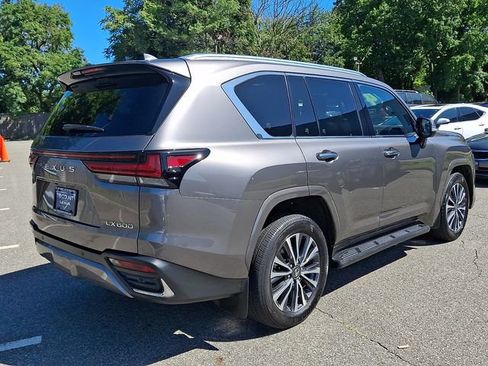 Used 2024 Lexus LX 600 4WD w/ Interior Upgrade Package image 6
