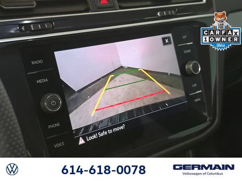 Certified 2024 Volkswagen Tiguan SE R-Line AWD/4WD image 37