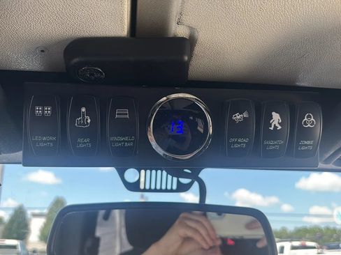 Used 2013 Jeep Wrangler Unlimited Sport AWD/4WD image 25