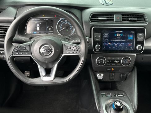 Used 2022 Nissan Leaf S FWD image 13