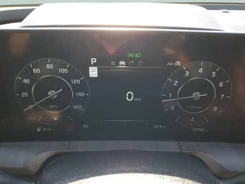 Used 2023 Kia Telluride SX FWD image 23