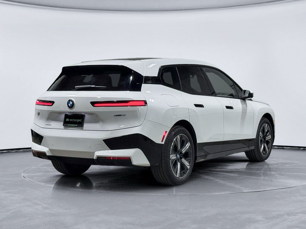 Used 2025 BMW iX xDrive50 w/ Sport Package AWD/4WD image 3