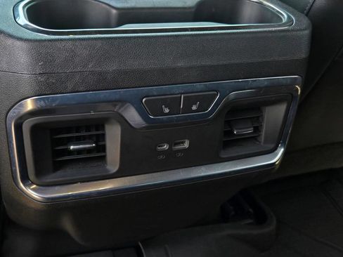 Used 2022 Chevrolet Silverado 1500 High Country w/ High Country Premium Package AWD/4WD image 14