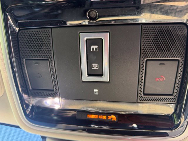 Used 2020 Land Rover Range Rover Sport HSE AWD/4WD image 32