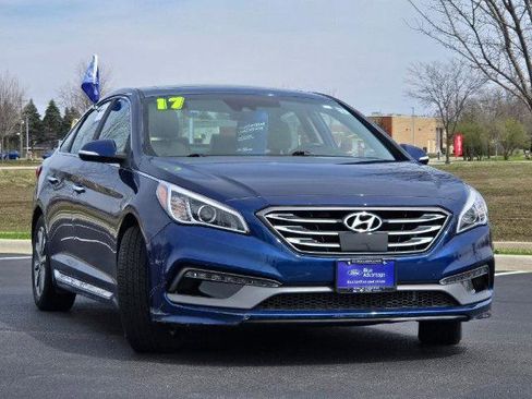 Used 2017 Hyundai Sonata Limited w/ Ultimate Package 04 image 4