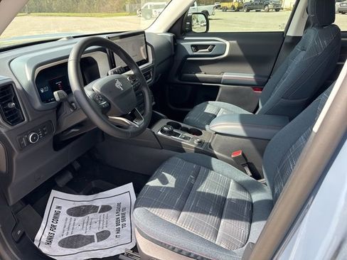 Used 2025 Ford Bronco Sport Heritage w/ Convenience Package image 5