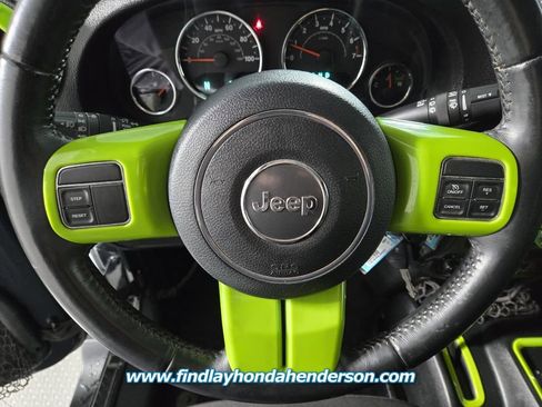 Used 2017 Jeep Wrangler Unlimited Sahara image 17