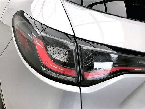 New 2026 Honda HR-V EX-L image 16