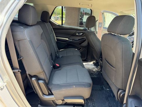 Used 2019 Chevrolet Traverse LS FWD image 14