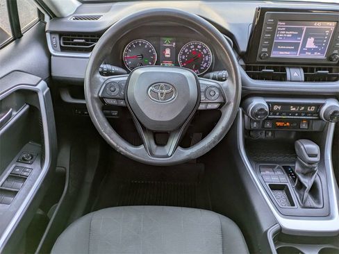 Used 2019 Toyota RAV4 XLE w/ Convenience Package image 17