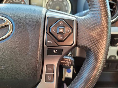 Certified 2021 Toyota Tacoma SR5 image 22