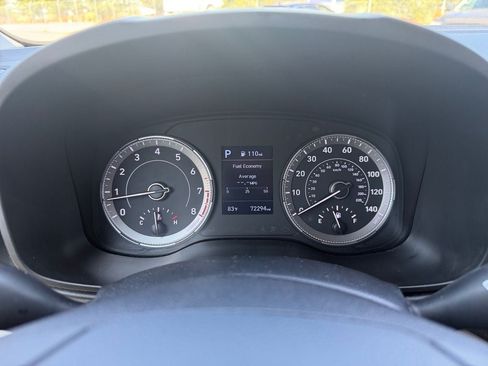 Used 2022 Hyundai Venue SEL FWD image 14
