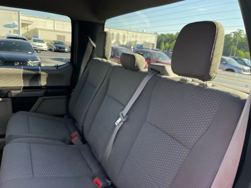 Used 2020 Ford F150 XLT w/ Equipment Group 302A Luxury RWD image 38