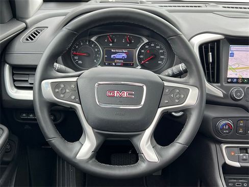 Certified 2023 GMC Terrain SLT w/ Infotainment Package II image 24