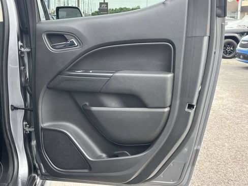 Used 2019 Chevrolet Colorado ZR2 w/ Colorado ZR2 Bison Edition AWD/4WD image 21