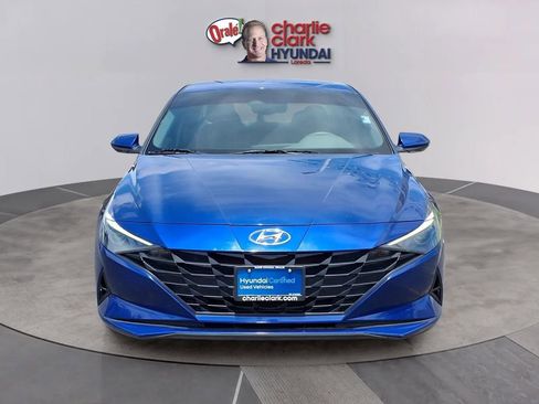 Used 2023 Hyundai Elantra SEL w/ Cargo Package FWD image 8