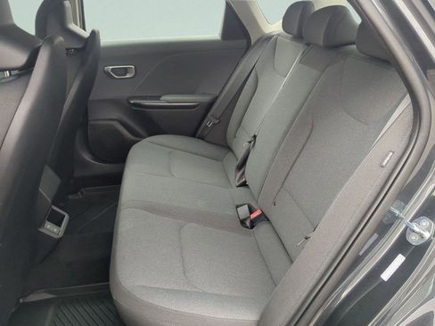 New 2025 Kia K4 LXS image 11