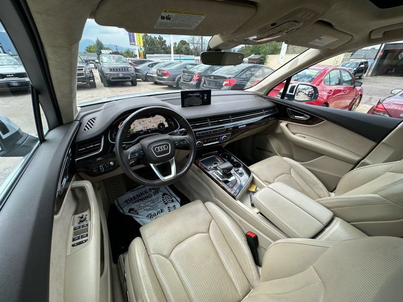 Used 2018 Audi Q7 3.0T Prestige AWD/4WD image 33