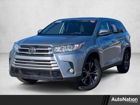 Used 2019 Toyota Highlander Plus image 1