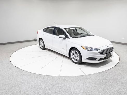 Used 2018 Ford Fusion S image 27