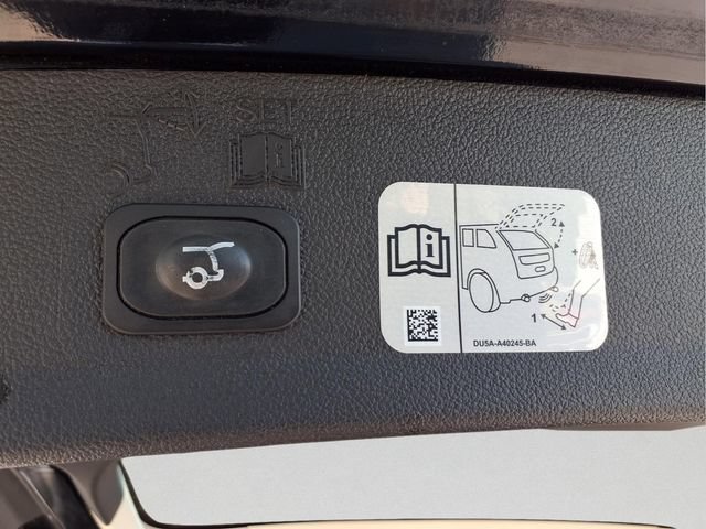 Used 2018 Ford Escape Titanium AWD/4WD image 24