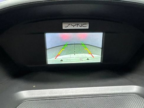 Used 2017 Ford Escape SE AWD/4WD image 26