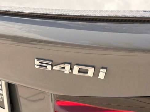 Used 2021 BMW 540i w/ M Sport Package RWD image 4