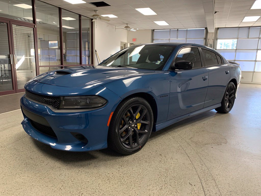 Certified 2022 Dodge Charger R/T w/ Blacktop Package RWD image 4