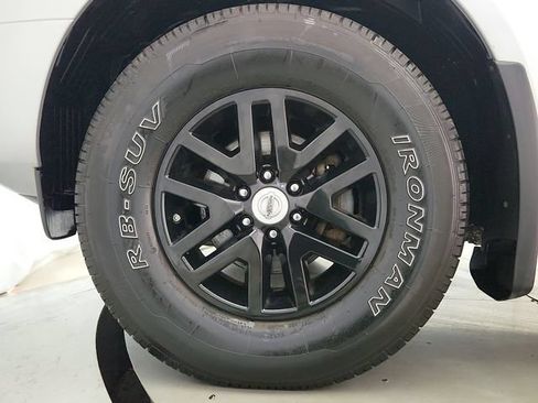 Used 2018 Nissan Frontier SV AWD/4WD image 31