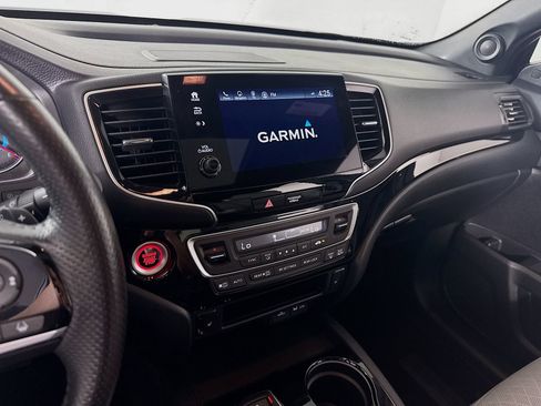 Used 2020 Honda Passport Touring image 16