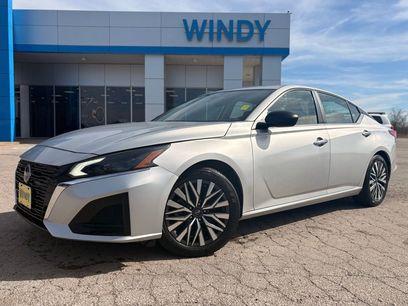 Used 2024 Nissan Altima 2.5 SV