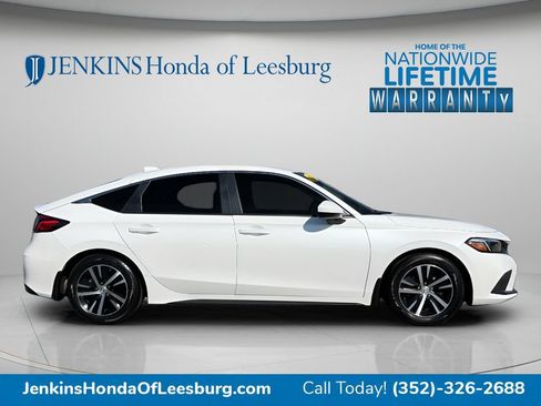 Used 2024 Honda Civic LX image 2