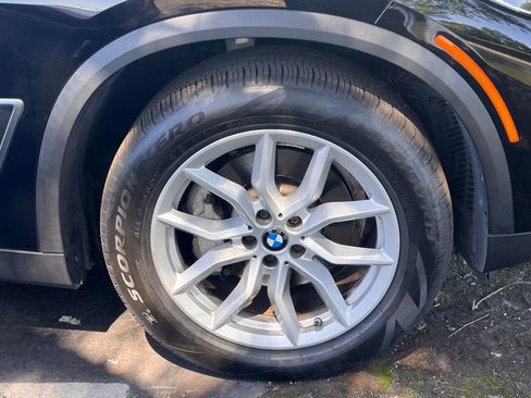 Used 2021 BMW X5 xDrive40i w/ Convenience Package AWD/4WD image 4
