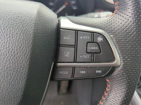 Used 2024 Toyota Sienna XSE w/ XSE Plus Package FWD image 14