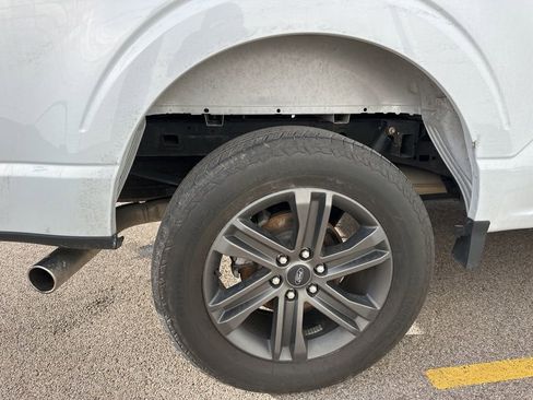 Used 2022 Ford F150 XLT w/ Equipment Group 302A High image 9