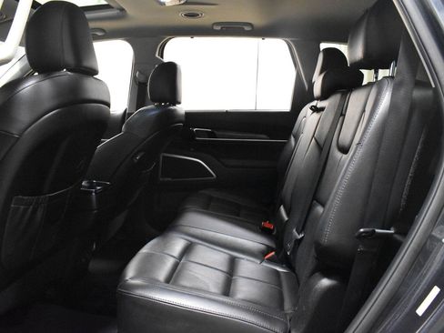 Used 2020 Kia Telluride EX AWD/4WD image 5